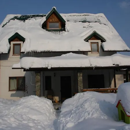Guest house Vila Sucu Poiana Marului (Brasov)